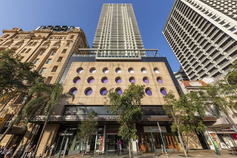 Oaks Brisbane Casino Tower Suites - Your Accommodation 1