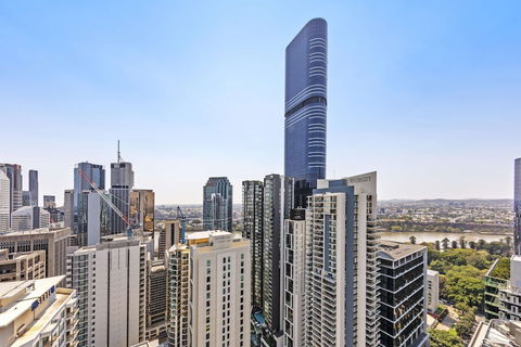 Oaks Brisbane Festival Suites - Your Accommodation 4