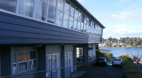 Waterfront Lodge Motel - Your Accommodation 0