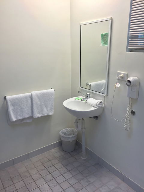 Value Inn - Your Accommodation 4