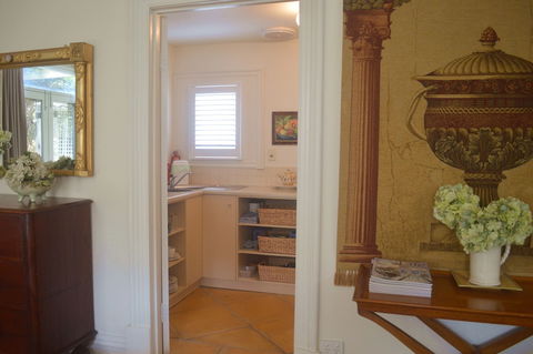 Athelney Cottage - Your Accommodation 0