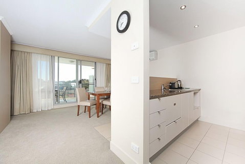 Accommodate Canberra - The Avenue - Your Accommodation 4