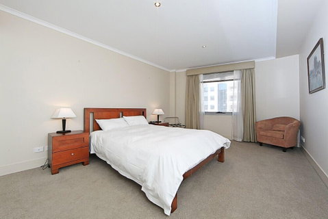 Accommodate Canberra - The Avenue - Your Accommodation 1