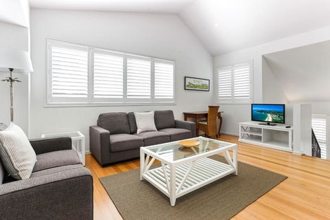 Island Living In The Heart Of Noosa - Your Accommodation 1