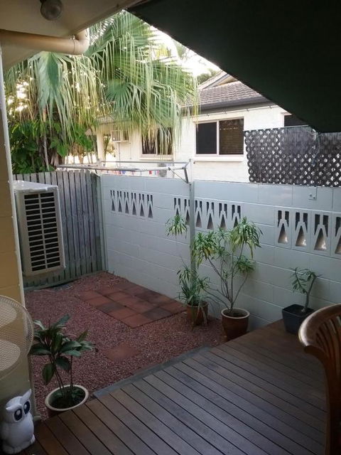 A City Retreat 2BR Apartment Reid Park Townsville - Your Accommodation 3