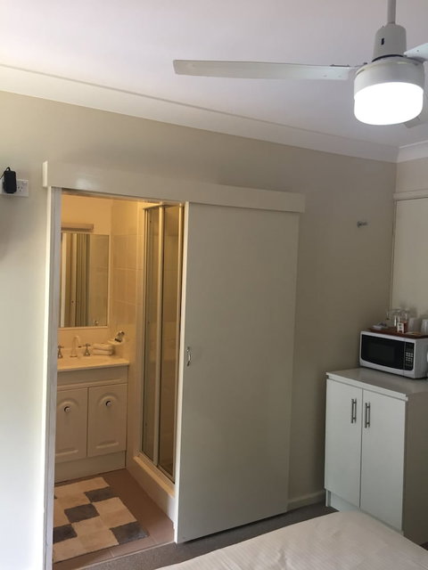 Narimba Motel - Your Accommodation 4