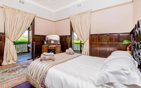 Ithaca - Your Accommodation 5