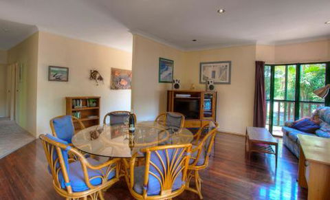 Merindah - Your Accommodation 3