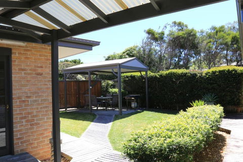 Bunkys By The Sea Holiday House - Your Accommodation 2