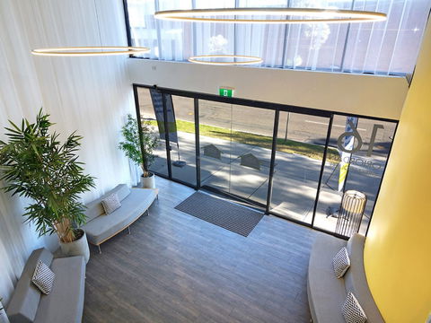 ValueSuites Green Square - Your Accommodation 0