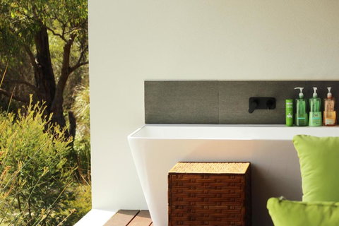 Tamar Solar Home - Your Accommodation 2