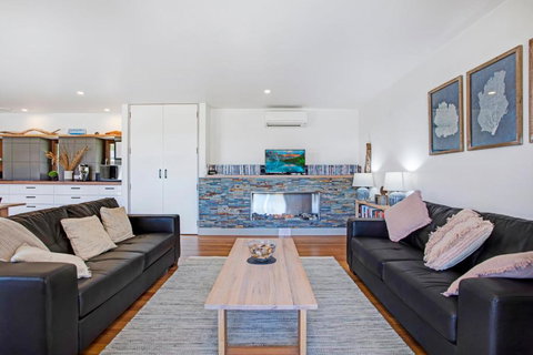 Tamar Solar Home - Your Accommodation 7