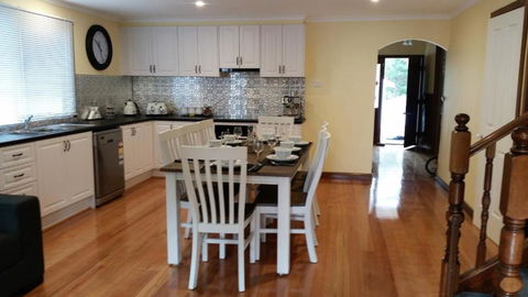 The Don Healesville - Your Accommodation 2