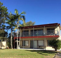 Lemon Tree Waterfront Apartments