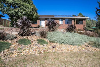 Fairhills - Beautifully Styled - Your Accommodation 0