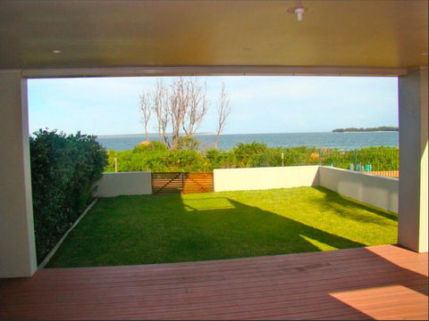 Waterfront Dream Vincentia - Your Accommodation 6
