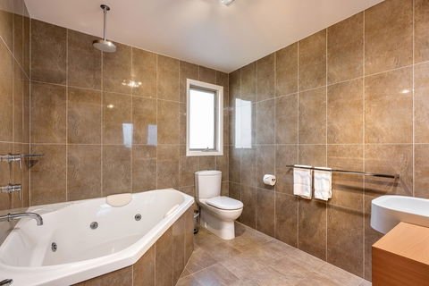 Alpenglow - Your Accommodation 6