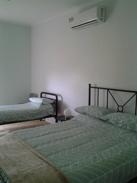 Hilltop Escape B&B - Your Accommodation 5