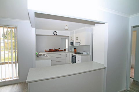 Waterfront On Plover - Your Accommodation 5