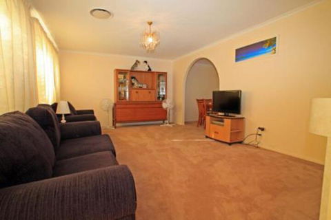 Relax & Enjoy The River - Your Accommodation 2