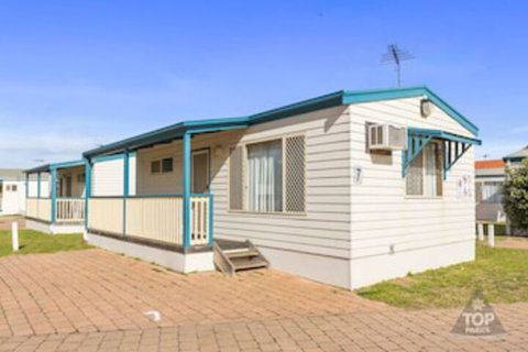 Moana Beach Tourist Park - Your Accommodation 0