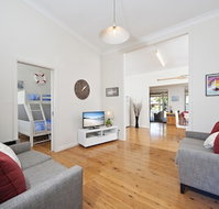 Fingal Beach Shack
