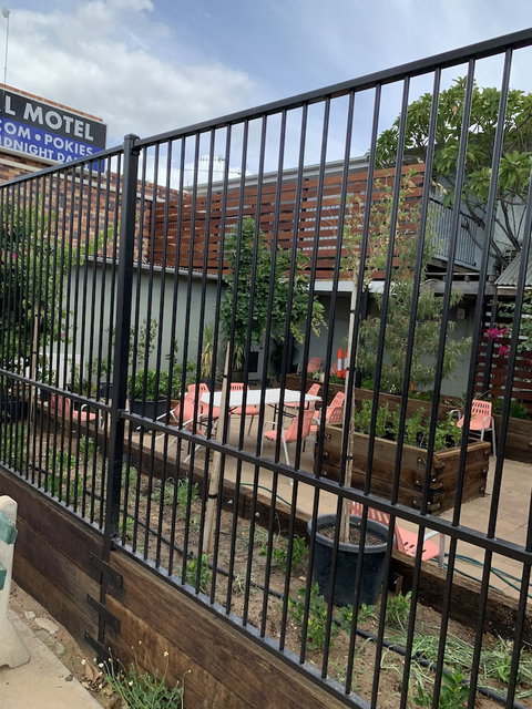 Central Motel - Your Accommodation 5