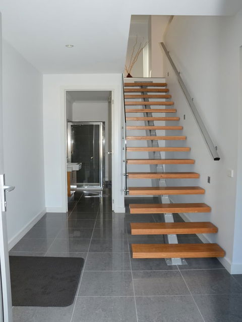 The White House Merimbula - Your Accommodation 0