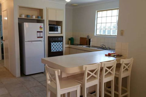 Azure Villa - Your Accommodation 3