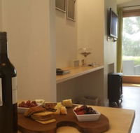 The Jonathan Art Centre - Your Accommodation