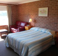 Vacy Village Motel - Your Accommodation