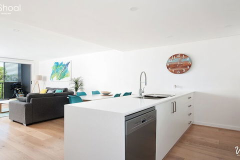 The Shoal Apartments, Unit 202/4-8  Bullecourt Street - Your Accommodation 3