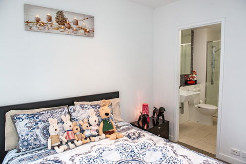 Madison Apartment - Your Accommodation 6