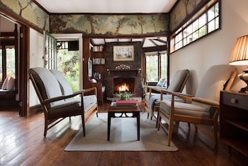 Zelman Cottage - Your Accommodation 0