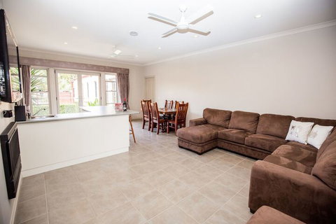 BEL MIREN DUSTY MILLER - Your Accommodation 3