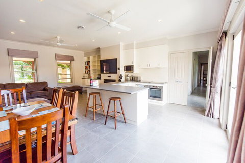 BEL MIREN DUSTY MILLER - Your Accommodation 2