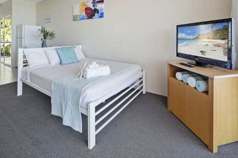 Ocean Views 9A - Your Accommodation 2