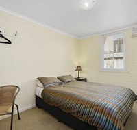 Newport Home Stay and Lodge