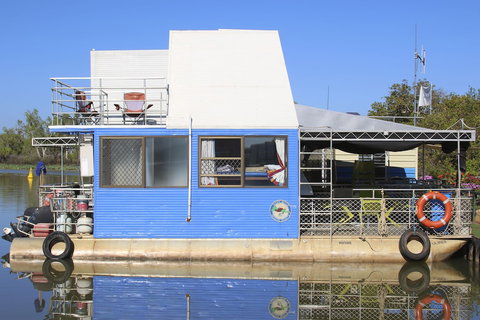 Corroboree Houseboats - Your Accommodation 2