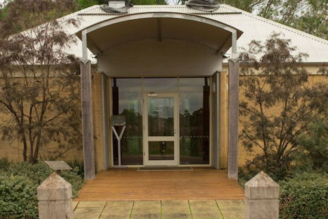 Yalumba Menzies Retreat - Your Accommodation 1