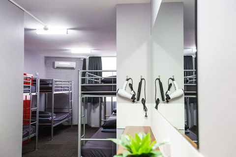 Mad Monkey Backpackers Waterfront - Your Accommodation 5