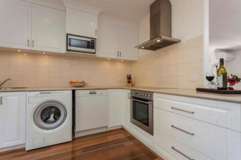 Attadale Excutive Villa - Your Accommodation 2