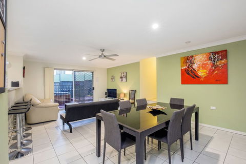 Anaheim Park Oasis - Your Accommodation 1