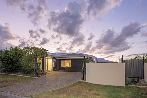 Anaheim Park Oasis - Your Accommodation 3