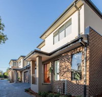 AUJOY 4 Bed Townhouse Burwood 2