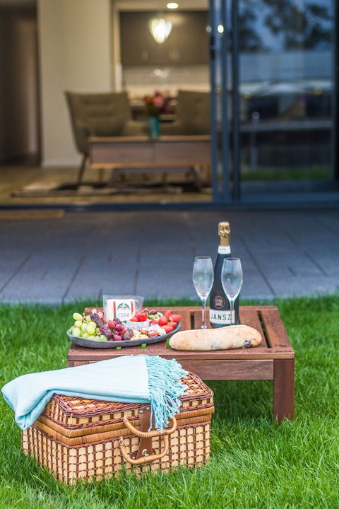 Ulverstone Waterfront Apartments - Your Accommodation 3