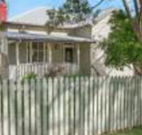 Ambiente Cottage Pet  Family Friendly - Your Accommodation