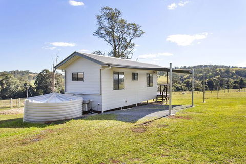 Valley Cabins By The Creek - Your Accommodation 5