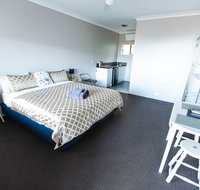 Archibald Hotel - Your Accommodation