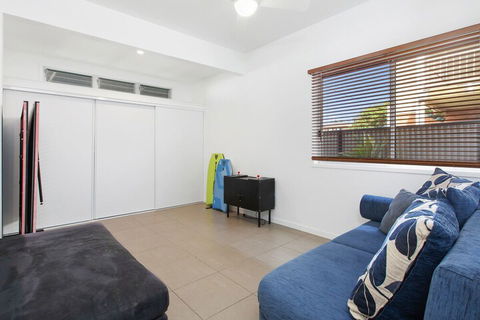 BEACH HOUSE On PEARL - Your Accommodation 5